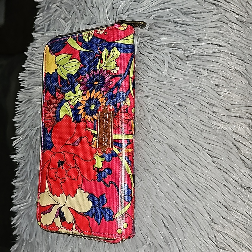 Sakroots wallet